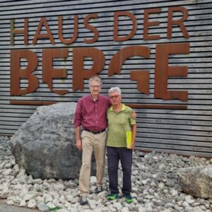 Dr. Lutz Kistenmacher (l.), Dr. Helmut Langhof, Bayerischer Sportärzteverband, Tagungszentrum Haus der Berge
